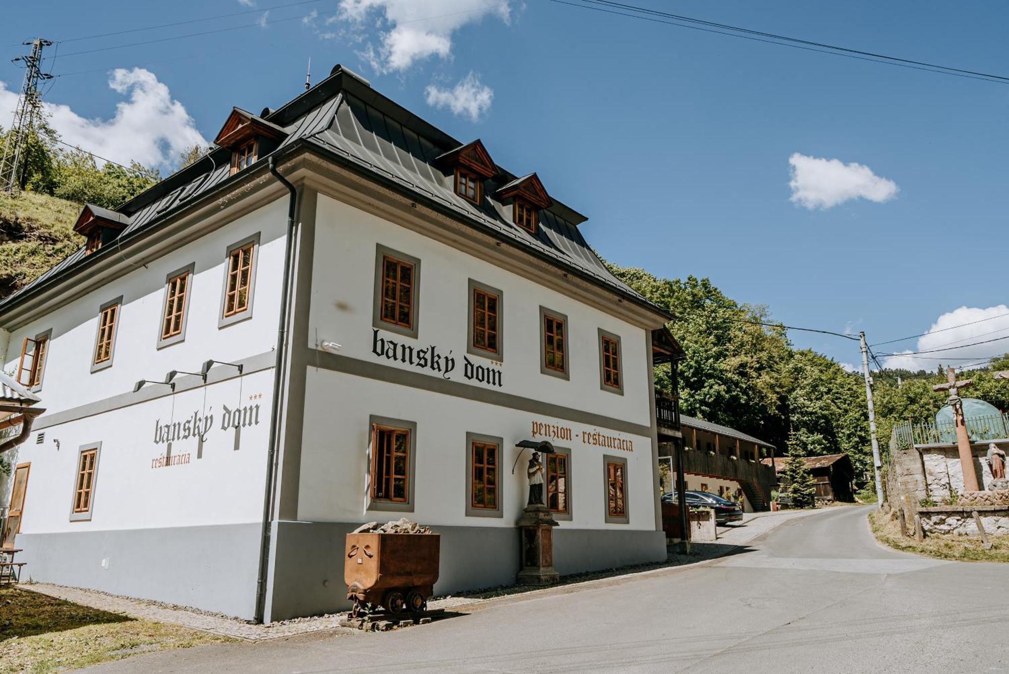 Penzion Bansky Dom Banska Stiavnica Luaran gambar